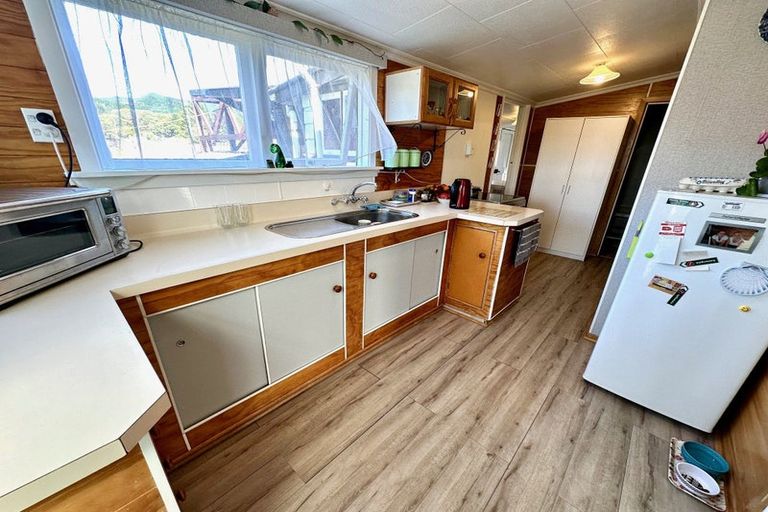 Photo of property in 26 Eddystone Street, Kaitangata, 9210