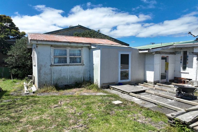 Photo of property in 1 Porritt Street, Ruawai, 0530
