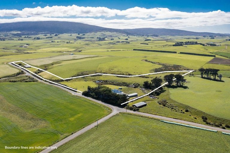 Photo of property in 95 Frentz Road, Pahia, Riverton, 9881