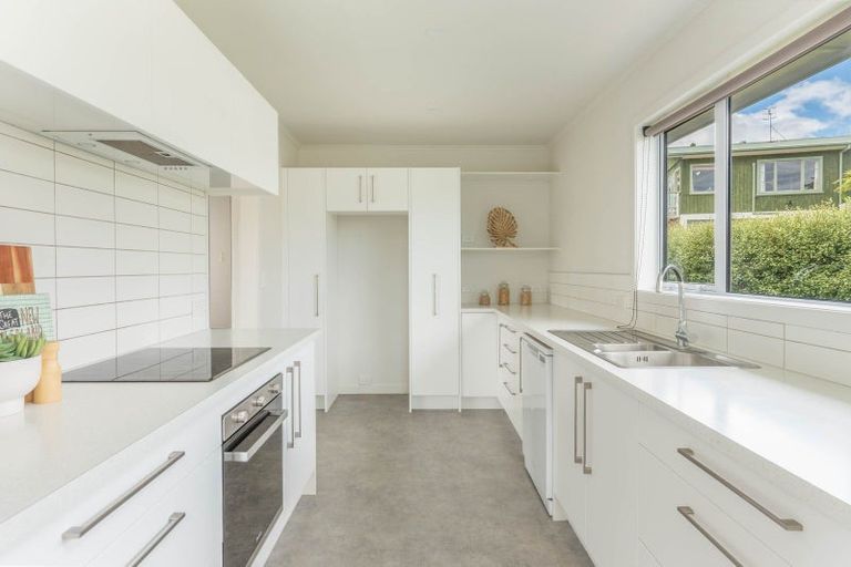 Photo of property in 2/74 Rokino Road, Hilltop, Taupo, 3330