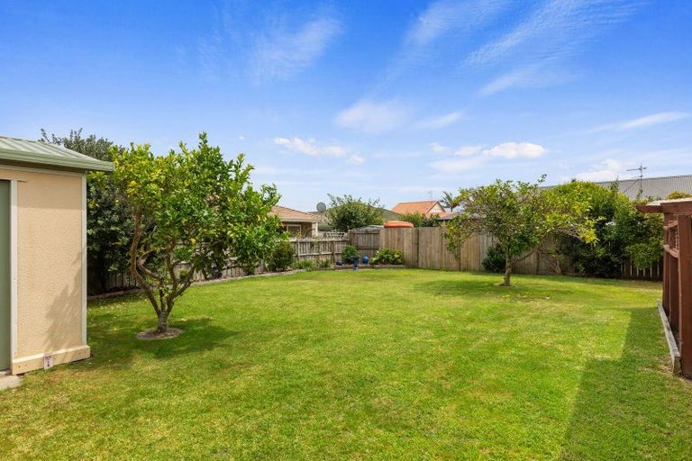 Photo of property in 19 Pirika Place, Papamoa Beach, Papamoa, 3118