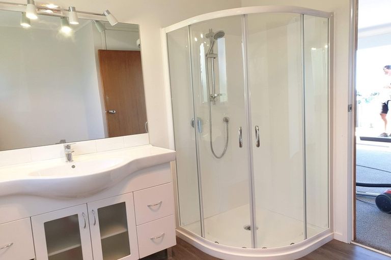 Photo of property in 56 Marellen Drive, Red Beach, 0932