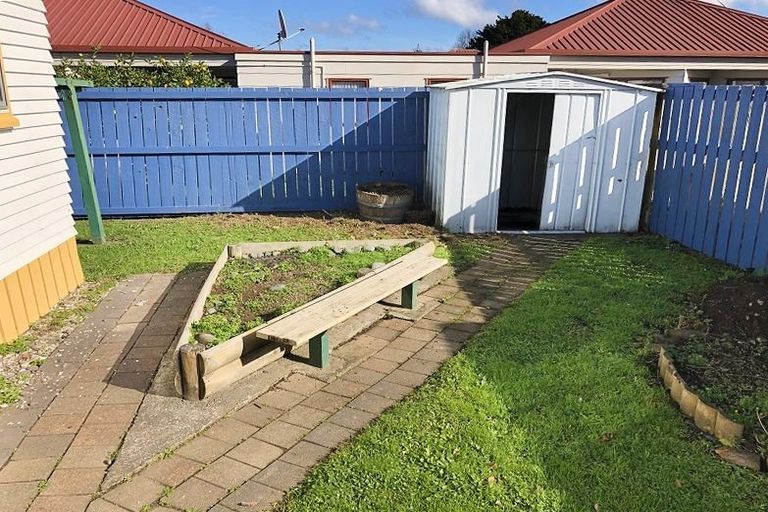 Photo of property in 2/10 Taka Street, Takanini, 2112