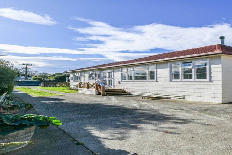 Photo of property in 29 Oxford Street, Picton, 7220