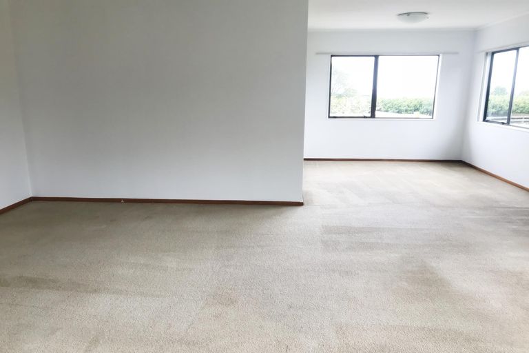 Photo of property in 216 Pukekohe East Road, Pukekohe East, Pukekohe, 2677