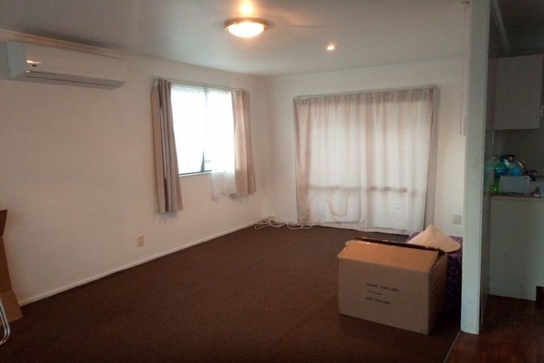 Photo of property in 2/19 Dunstan Place, Otara, Auckland, 2023