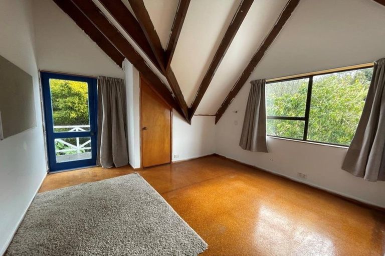 Photo of property in 14 Channel View Road, Campbells Bay, Auckland, 0630