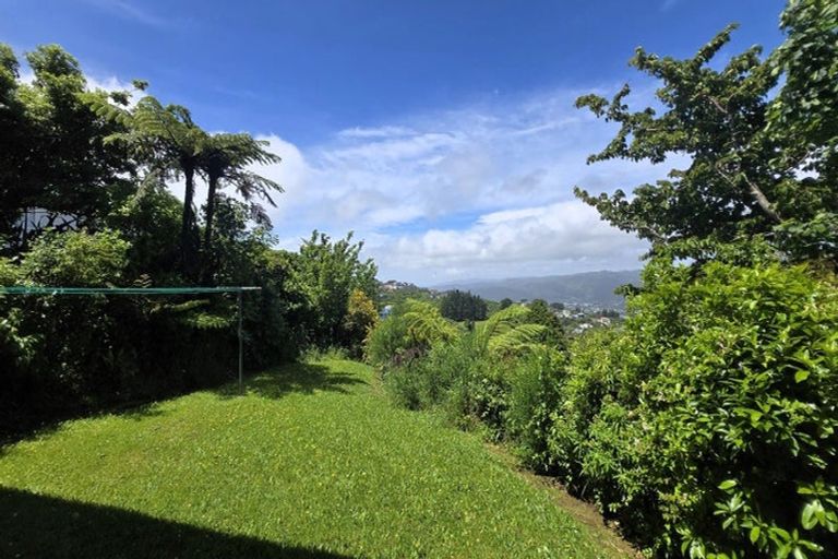 Photo of property in 16a Wilson Grove, Normandale, Lower Hutt, 5010