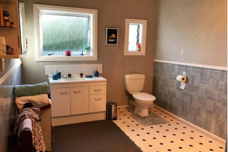 Photo of property in 216 Clyde Street, Balclutha, 9230