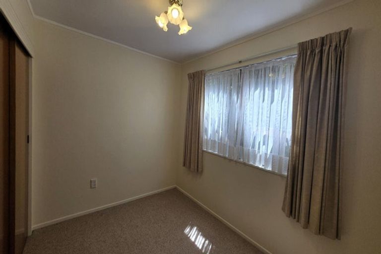 Photo of property in 16a Wilson Grove, Normandale, Lower Hutt, 5010