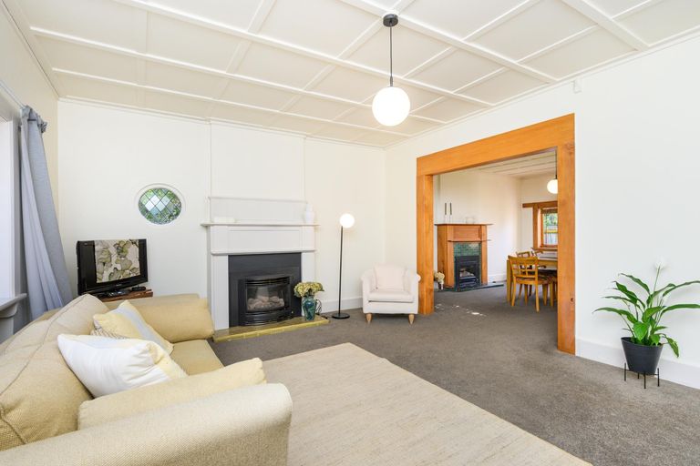 Photo of property in 21 Batt Street, West End, Palmerston North, 4410