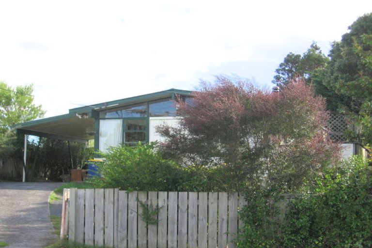 Photo of property in 280 Glengarry Road, Glen Eden, Auckland, 0602