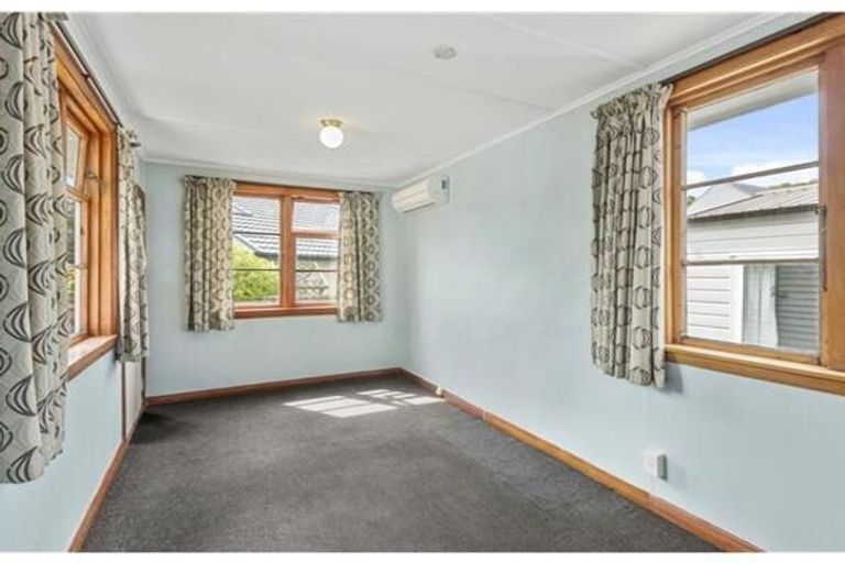 Photo of property in 9 Homer Place, Upper Riccarton, Christchurch, 8041