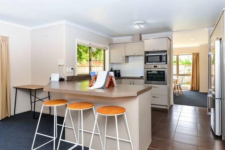 Photo of property in 77 Farringdon Avenue, Rototuna North, Hamilton, 3210