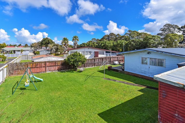 Photo of property in 26 Killington Crescent, Mangere, Auckland, 2022