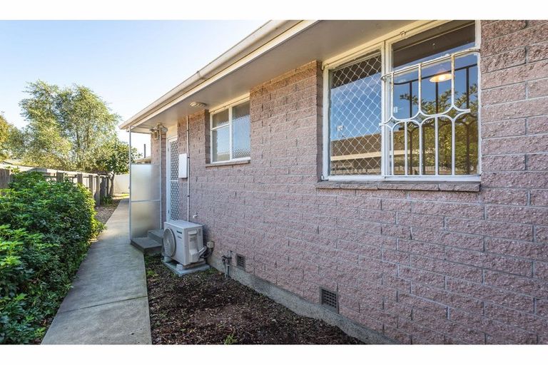 Photo of property in 2/25 Whitmore Street, Edgeware, Christchurch, 8013