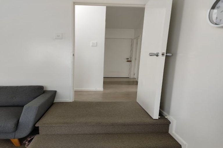 Photo of property in 1/27 Brandon Road, Glen Eden, Auckland, 0602