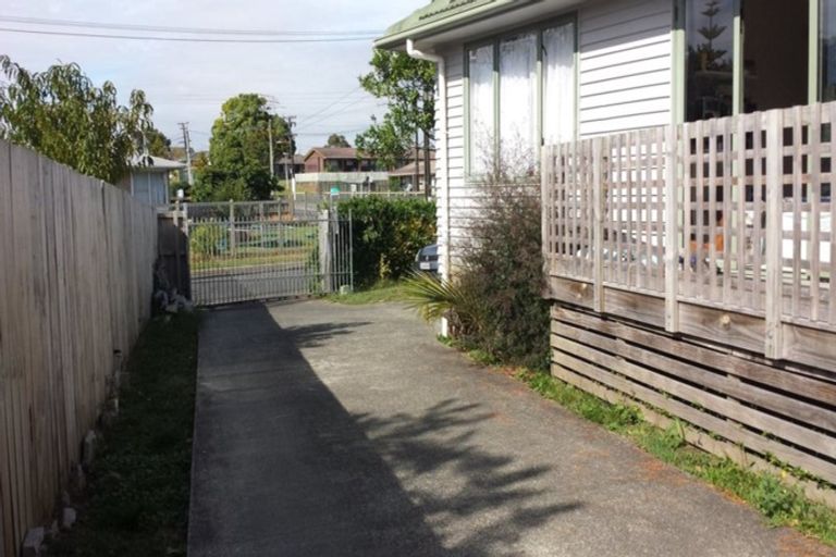 Photo of property in 25 Hills Road, Otara, Auckland, 2023