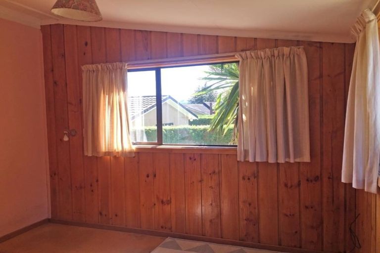 Photo of property in 27 Beacon Point Road, Wanaka, 9305