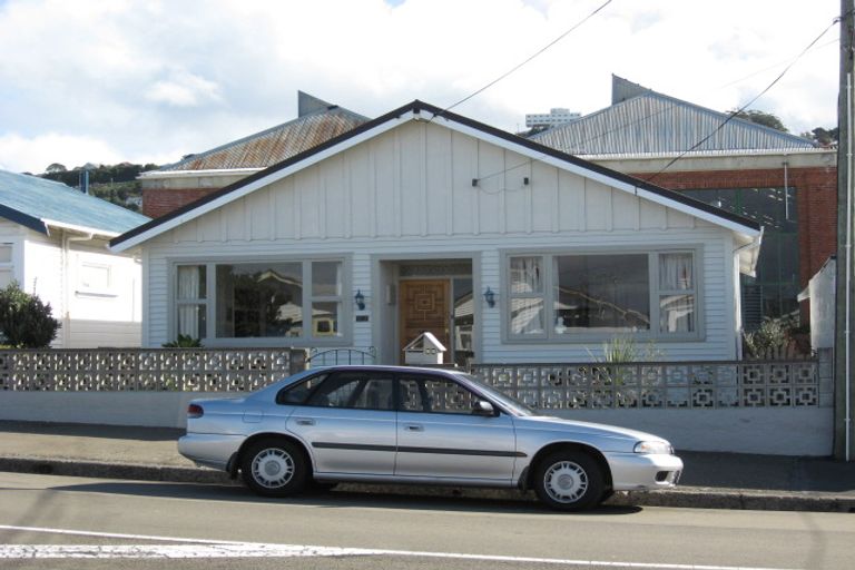 Photo of property in 82 Ross Street, Kilbirnie, Wellington, 6022