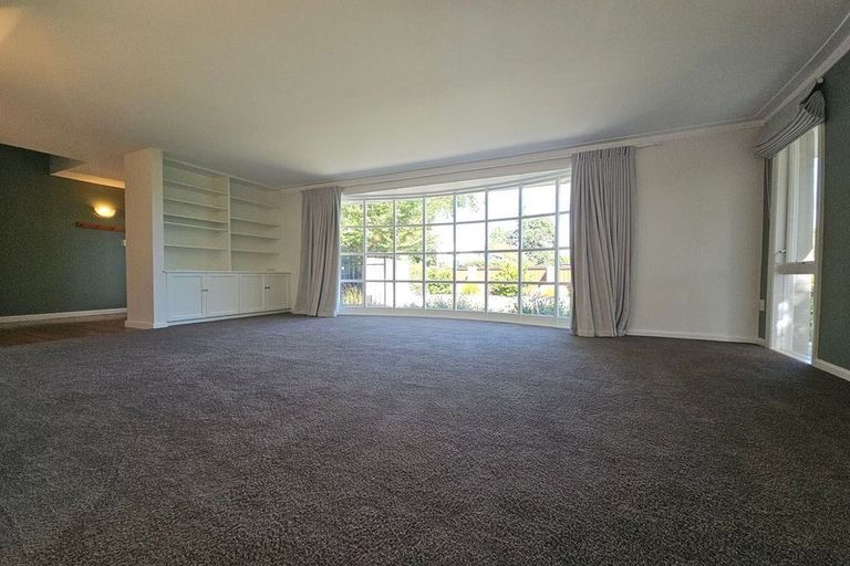 Photo of property in 90 Clyde Road, Ilam, Christchurch, 8041