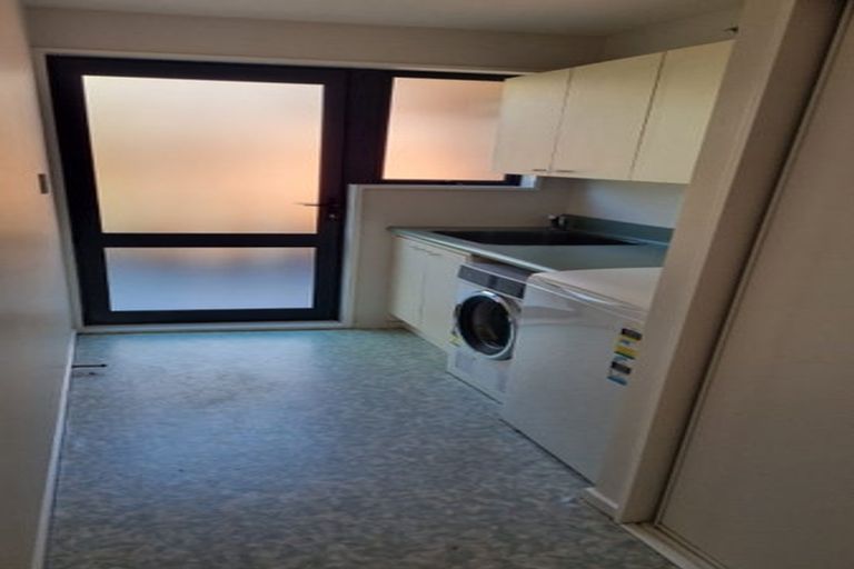 Photo of property in 1/284 Ilam Road, Burnside, Christchurch, 8053