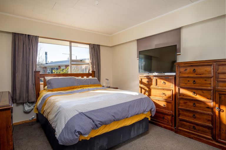 Photo of property in 19 Gregg Street, Alexandra, 9320