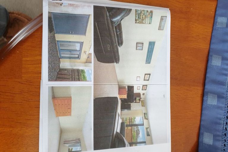 Photo of property in 13/12 Crown Lynn Place, New Lynn, Auckland, 0600