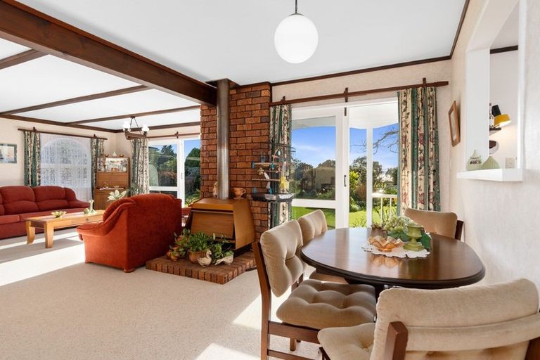 Photo of property in 65 Links View Drive, Omokoroa, 3114