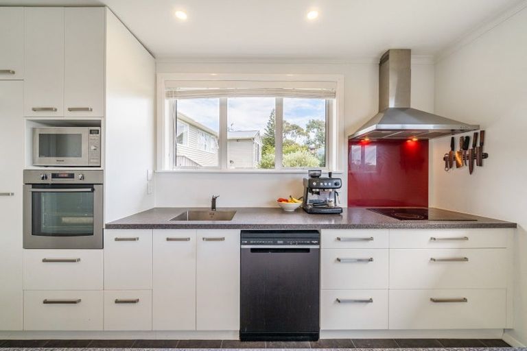 Photo of property in 56 Arawhata Street, Ranui, Porirua, 5024