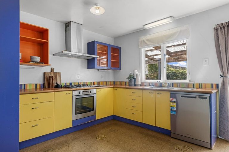 Photo of property in 6 Tavendale Place, St Albans, Christchurch, 8052