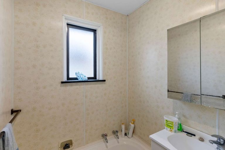 Photo of property in 19 Tinokore Street, Hei Hei, Christchurch, 8042