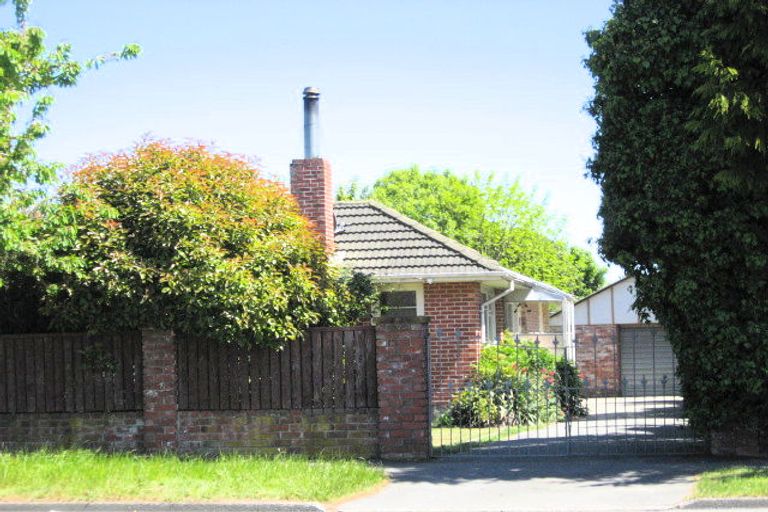 Photo of property in 211 Greers Road, Bryndwr, Christchurch, 8053