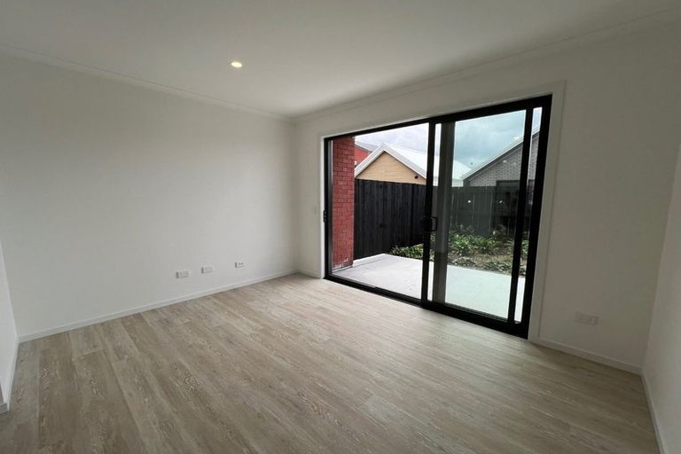 Photo of property in 10 Kerrs Road, Wiri, Auckland, 2104