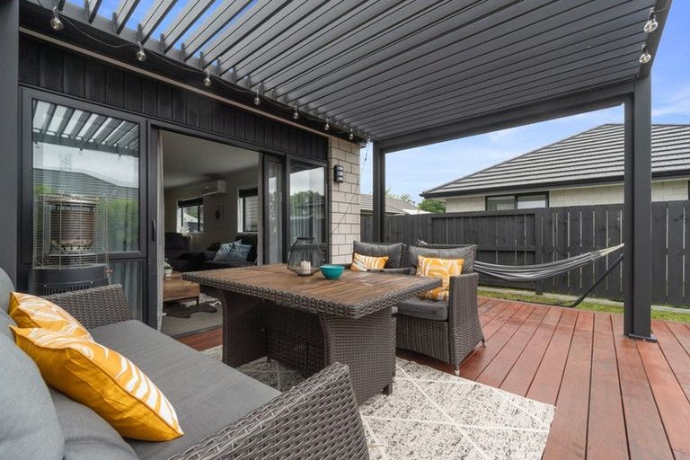 Photo of property in 24 Old Farm Road, Hamilton East, Hamilton, 3216