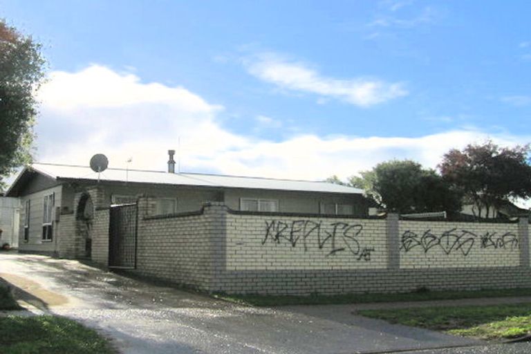 Photo of property in 6 Ramsey Crescent, Flaxmere, Hastings, 4120