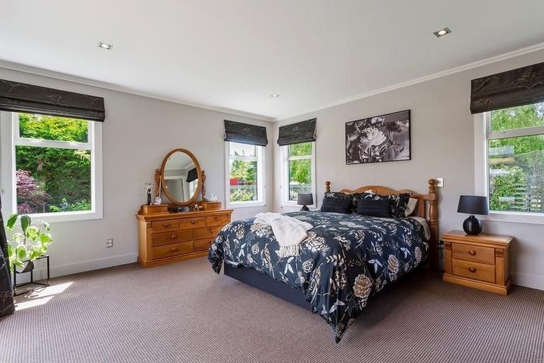Photo of property in 356 Riccarton Road West, Mosgiel, 9092