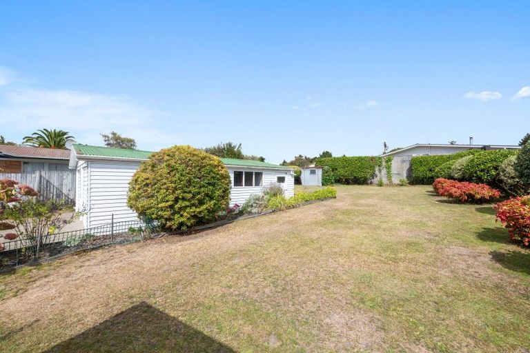 Photo of property in 100 Pandora Avenue, Sunnybrook, Rotorua, 3015