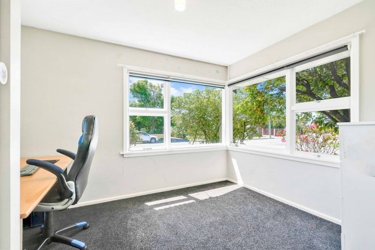 Photo of property in 20 Coopers Road, Dallington, Christchurch, 8061