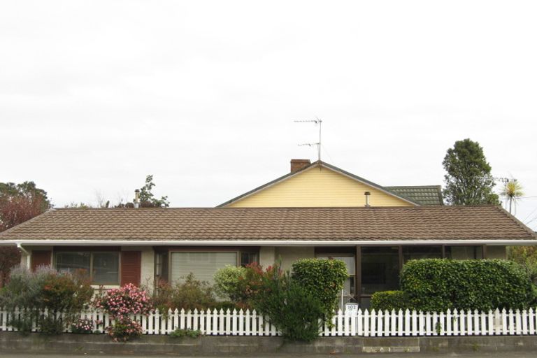 Photo of property in 102 Liardet Street, New Plymouth, 4310