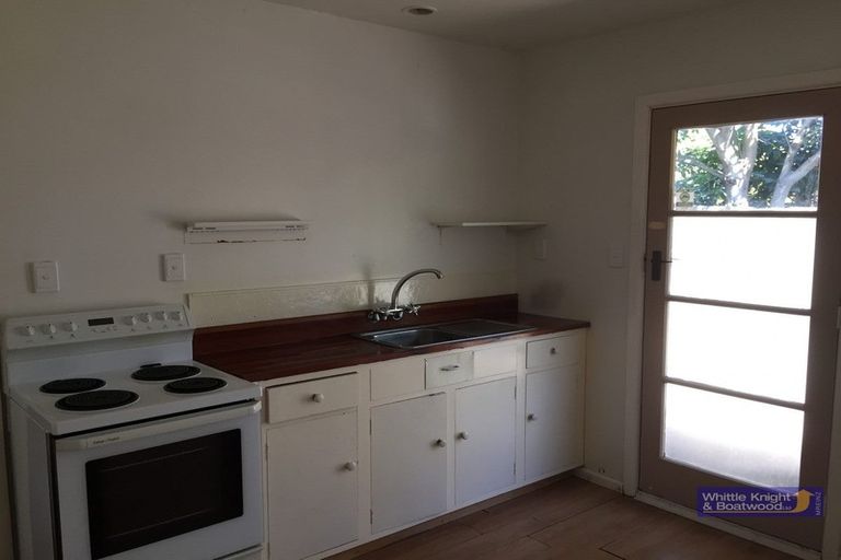 Photo of property in 4/9a Curletts Road, Sockburn, Christchurch, 8042