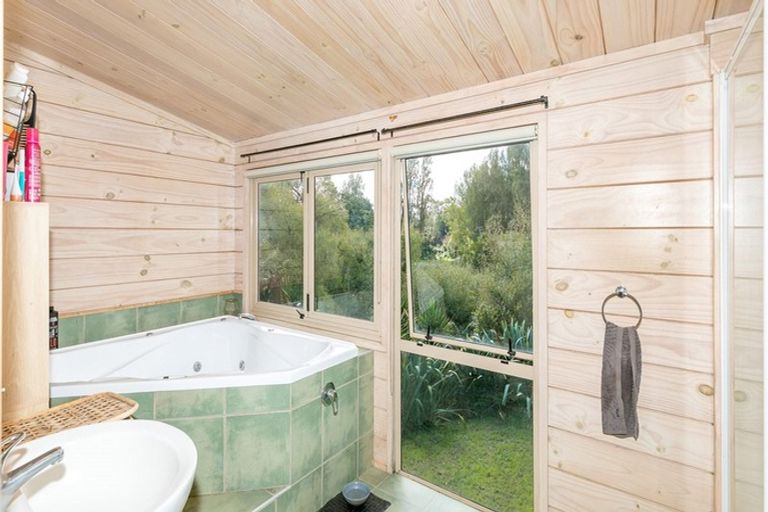 Photo of property in 26 Taniwha Street, Frankton, Hamilton, 3204