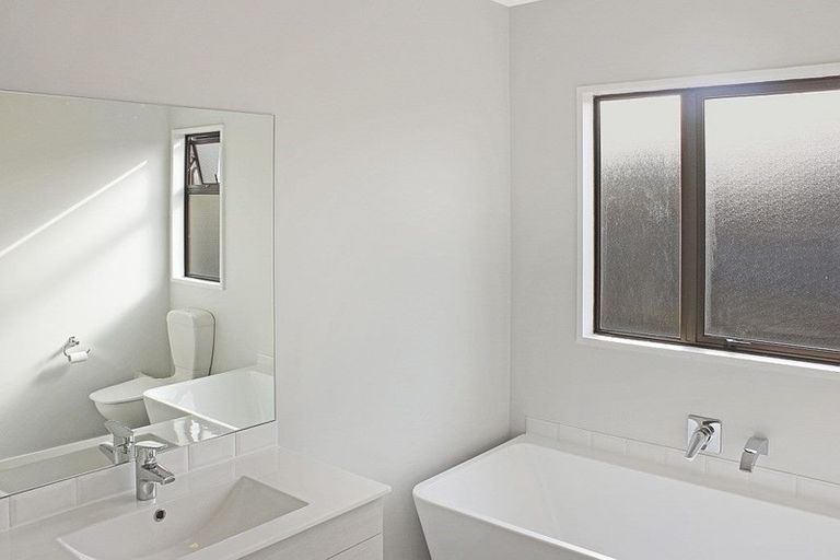 Photo of property in 3/406 Yaldhurst Road, Russley, Christchurch, 8042