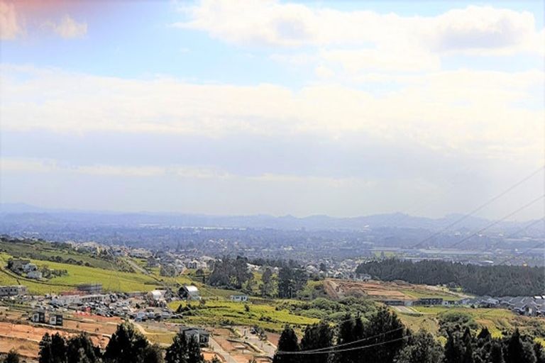 Photo of property in 5 Annmarie Avenue, Totara Park, Auckland, 2019