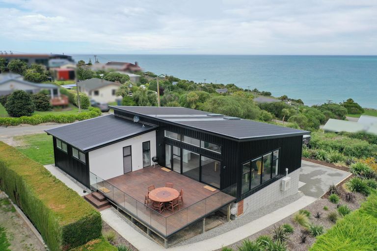 Photo of property in 30 Chambers Street, Kakanui, Oamaru, 9495