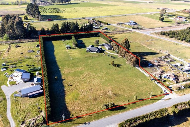 Photo of property in 16 Oak Street, Orari, Geraldine, 7992