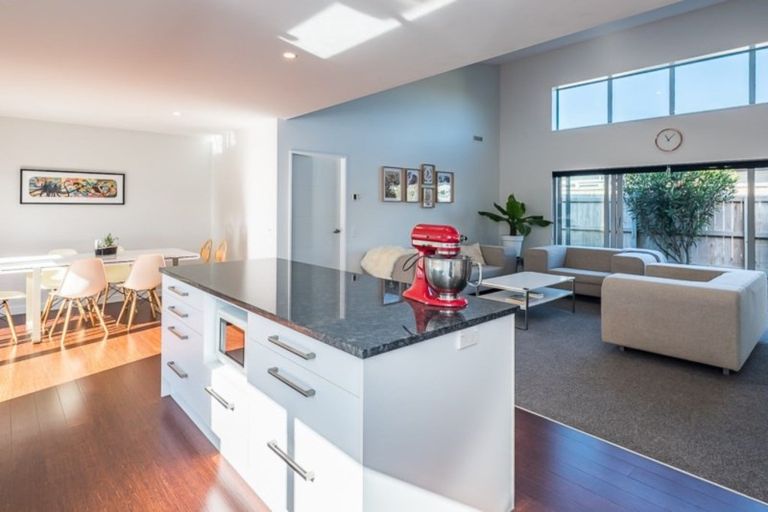 Photo of property in 4 Hana Udy Place, Paraparaumu Beach, Paraparaumu, 5032