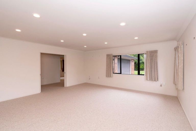 Photo of property in 18 Ludlam Way, Otaki, 5512