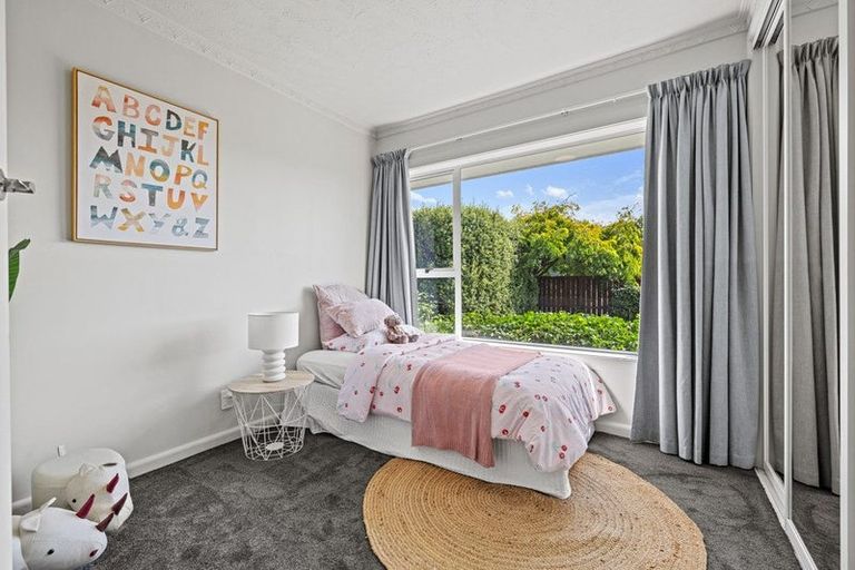 Photo of property in 112 Effingham Street, North New Brighton, Christchurch, 8083