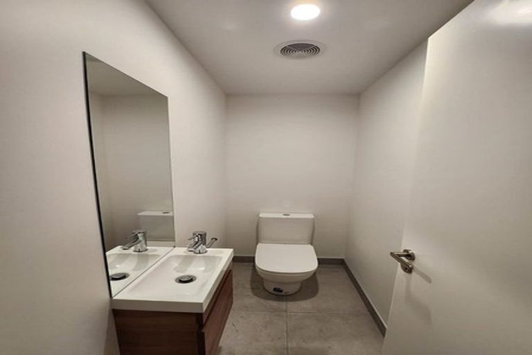 Photo of property in 2/26 Swanns Road, Richmond, Christchurch, 8013